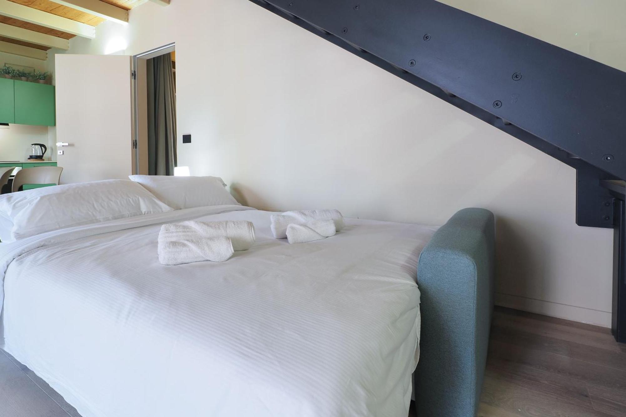 Primopiano - Zumbini G Apartment Milan Bagian luar foto