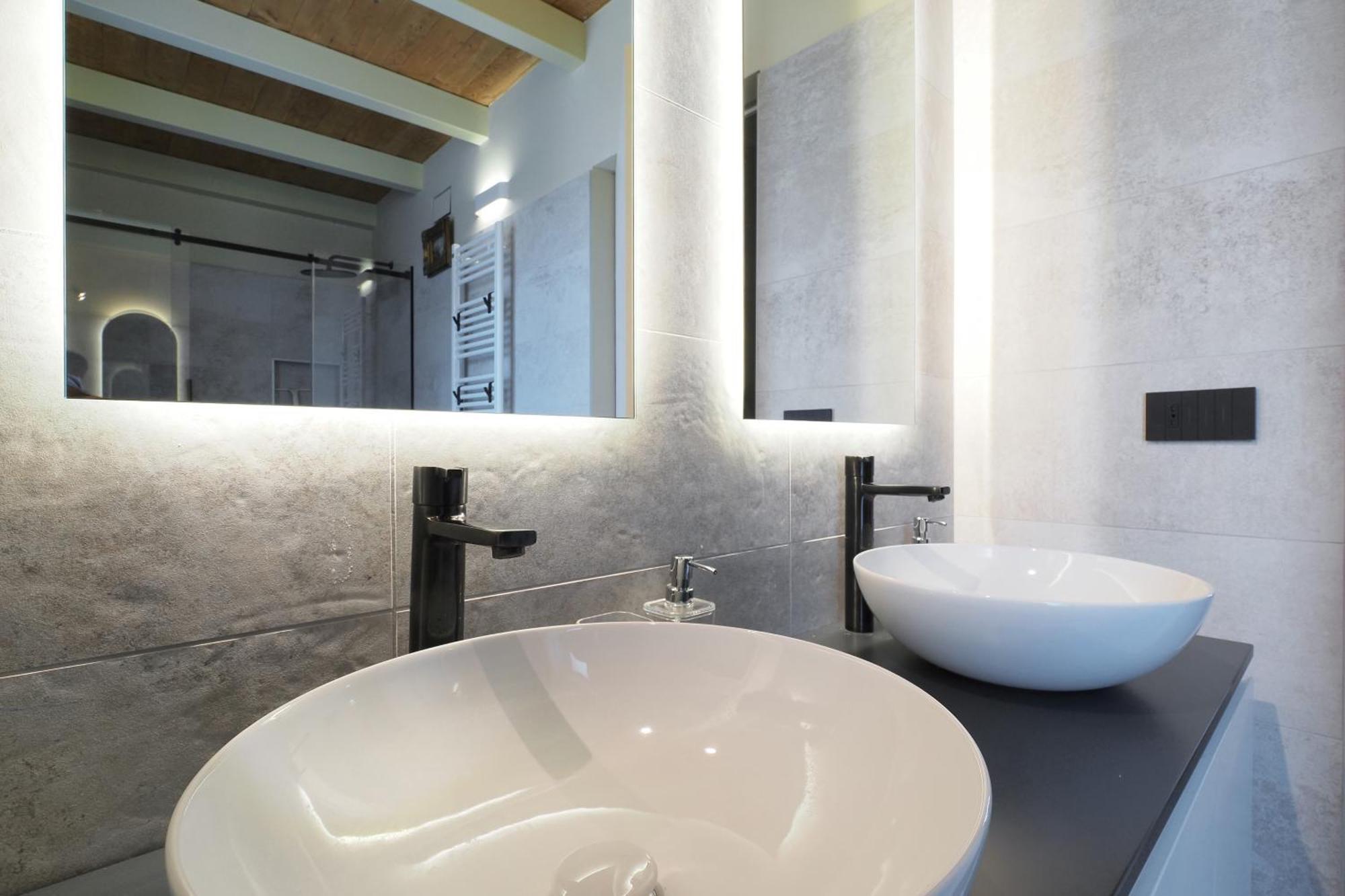 Primopiano - Zumbini G Apartment Milan Bagian luar foto